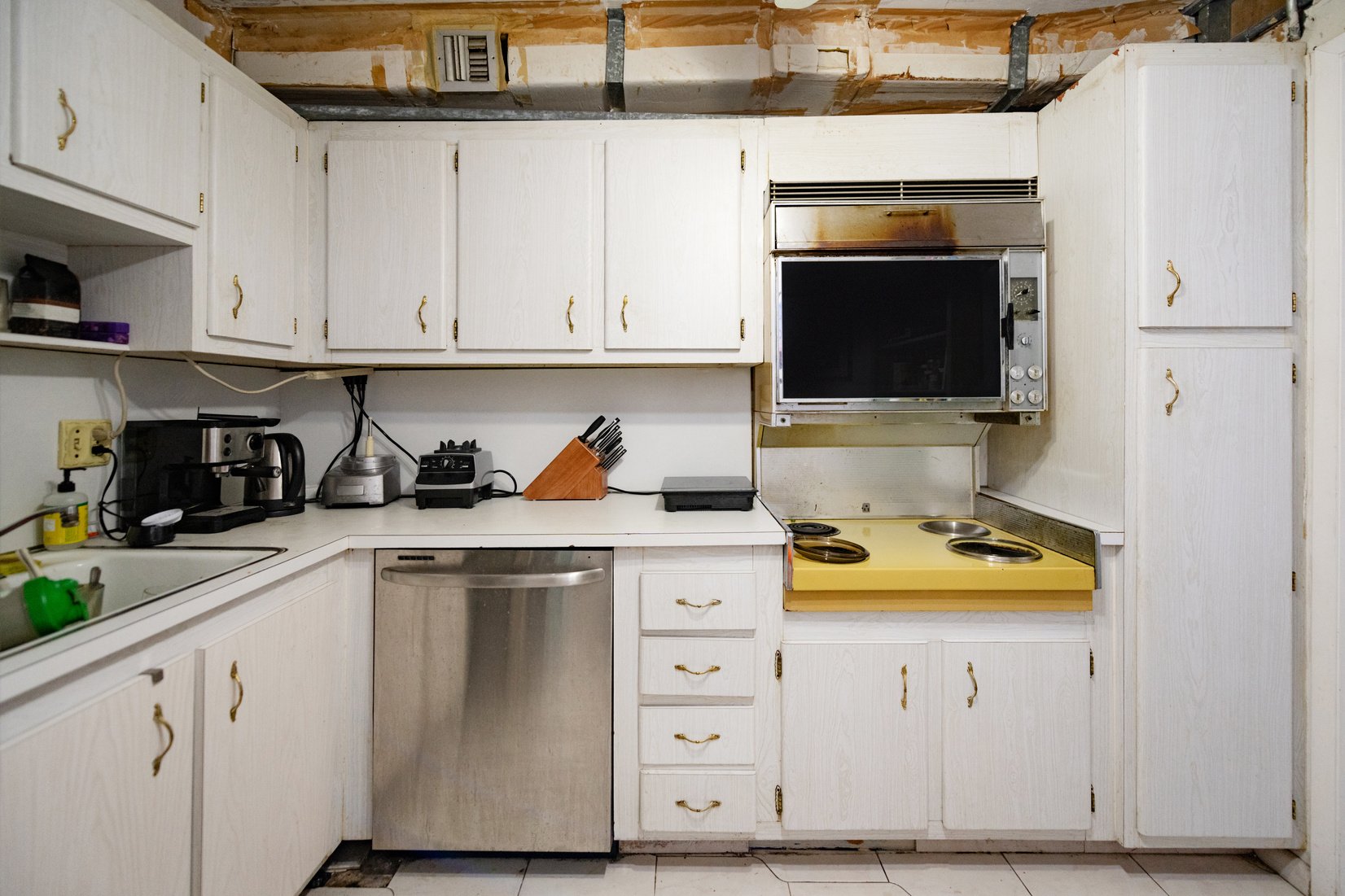 Out Dated Kitchen Interior Before Home Renovation in Florida USA